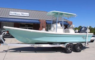 SHALLOW DRAFT BAY BOAT