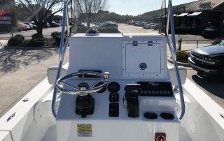 CENTER CONSOLE & HELM