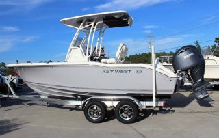 KEY WEST CENTER CONSOLE BAY BOAT T-TOP YAMAHA SALTWATER FISHING BOAT